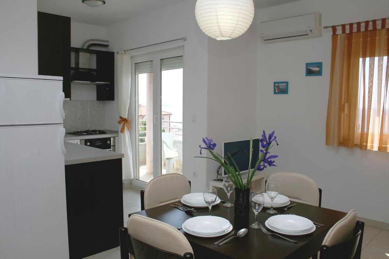 Apartments With A Parking Space Bilo, Primosten - 12870 Екстер'єр фото